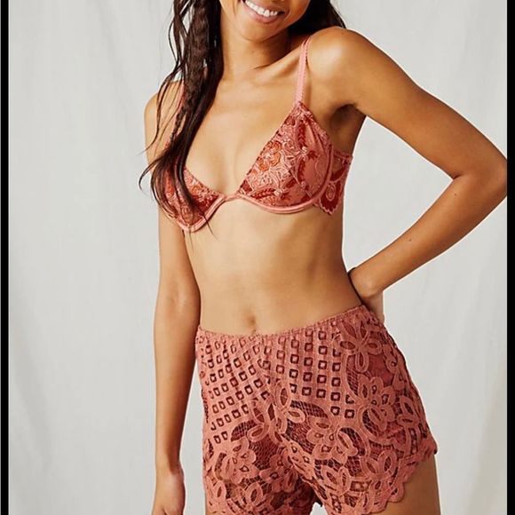 NWT Free People Adella Lace Crochet Boy Shorts MSRP $58 - Picture 2 of 10